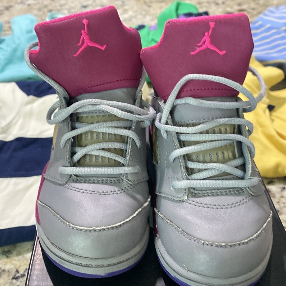 Girls retro 5 Jordan’s